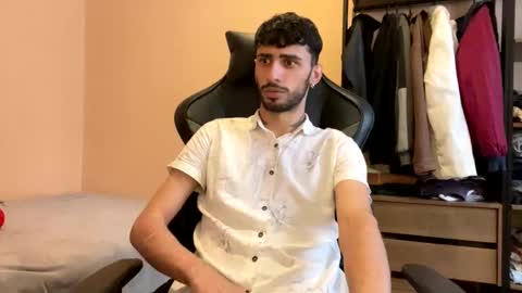 boyzinm2 online show from 11.28.25