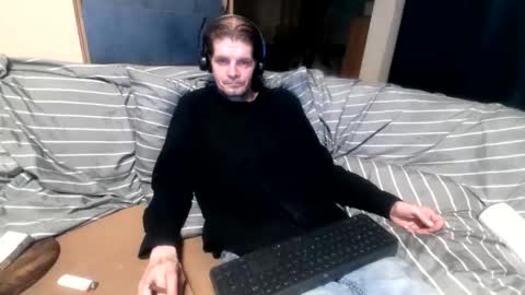 bponie1 online show from 09.16.25