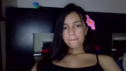 Snapshot of brad_and_emma293215 chatting on 09.12.25 brad_and_emma293215 online show from 09.12.25