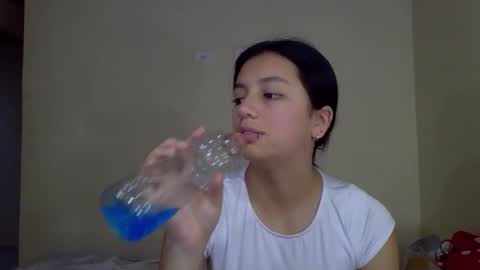 Snapshot of brad_and_emma293215 chatting on 10.16.25 brad_and_emma293215 online show from 10.16.25