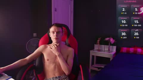 Snapshot of brad_myles chatting on 09.28.25 Brad online show from 09.28.25