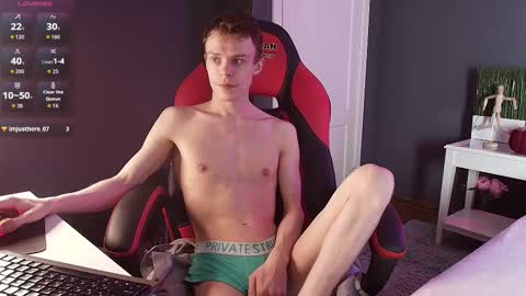 Snapshot of brad_myles chatting on 10.24.25 Brad online show from 10.24.25