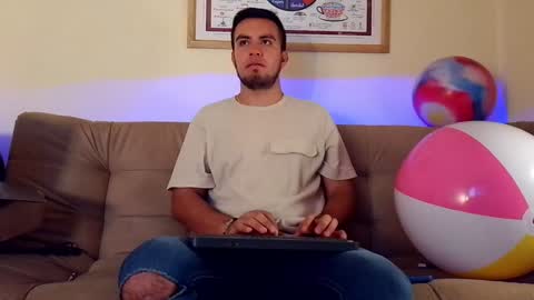 Bradley Colton Independ Model online show from 01.20.25