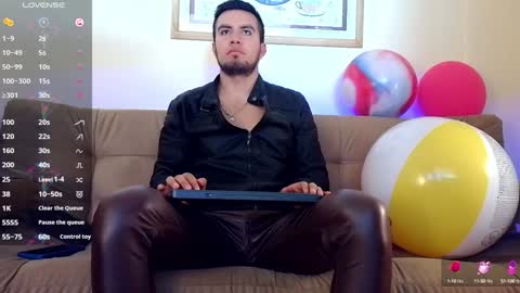 Bradley Colton Independ Model online show from 01.22.25