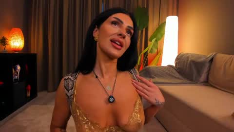 Lunaria online show from 04.14.26