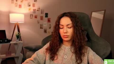 Snapshot of branchwithflowers chatting on 11.07.25 Lilly online show from 11.07.25