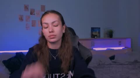 Snapshot of branchwithflowers chatting on 11.29.25 Lilly online show from 11.29.25