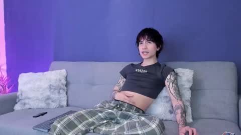 Snapshot of brand741 chatting on 11.21.25 Brand online show from 11.21.25