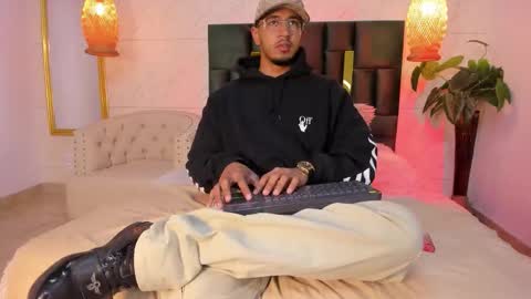 Brand  online show from 11.22.25