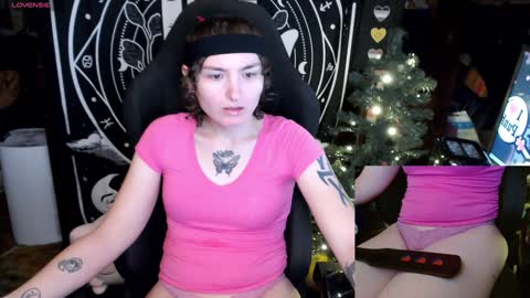 Snapshot of brandiwrld999 chatting on 12.30.24 BrandiWRLD999 online show from 12.30.24