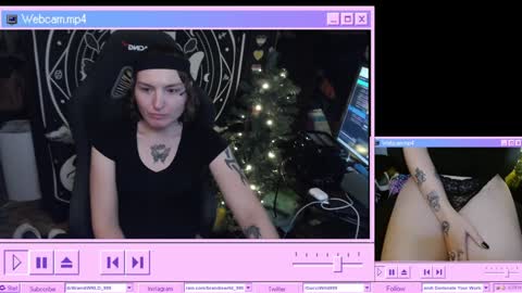 Snapshot of brandiwrld999 chatting on 01.11.25 BrandiWRLD999 online show from 01.11.25