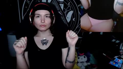 Snapshot of brandiwrld999 chatting on 09.23.25 BrandiWRLD999 online show from 09.23.25