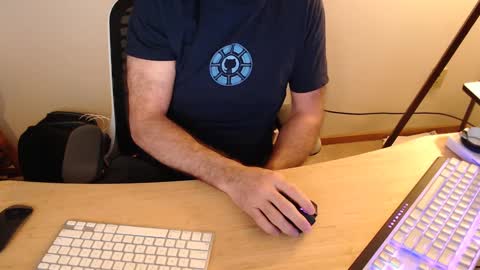 Snapshot of brandondot chatting on 02.05.25 brandondot online show from 02.05.25