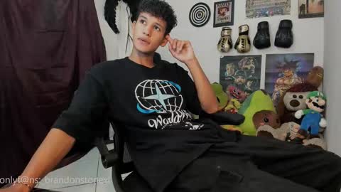 Snapshot of brandonstonexl chatting on 02.06.26 Brandon Stone online show from 02.06.26