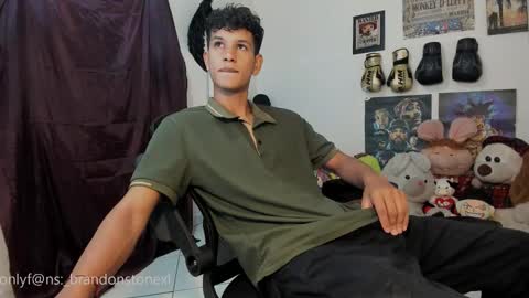 Snapshot of brandonstonexl chatting on 02.27.26 Brandon Stone online show from 02.27.26