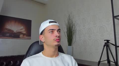 BrandonTateX online show from 12.18.24