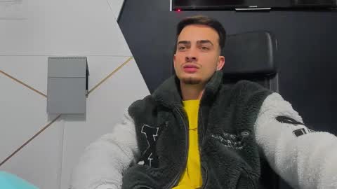 Snapshot of brandontatex chatting on 01.18.26 BrandonTateX online show from 01.18.26