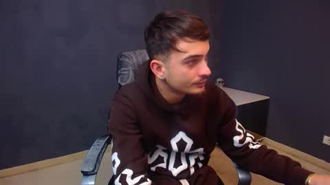 Snapshot of brandontatex chatting on 03.02.26 BrandonTateX online show from 03.02.26