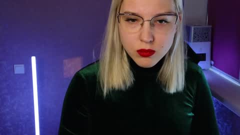 Belle  online show from 12.25.24