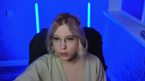 Belle  online show from 01.17.25