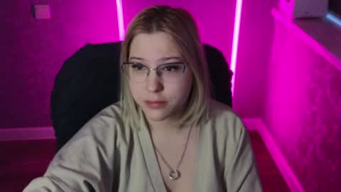 Belle  online show from 02.08.25