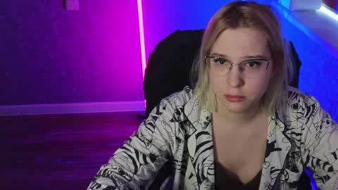 Belle  online show from 02.12.25