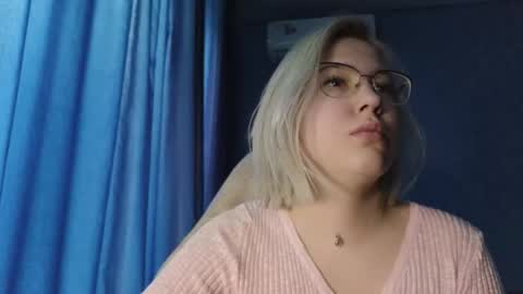 Belle  online show from 10.05.25