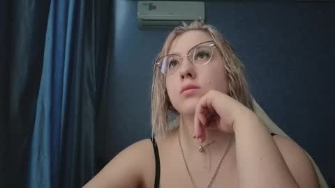 Snapshot of brandy__stars chatting on 03.19.26 Belle online show from 03.19.26