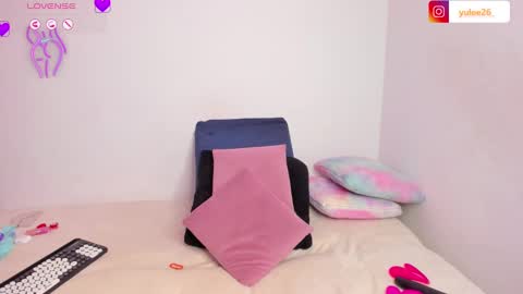 Snapshot of brandy_brow chatting on 11.13.25 brandy Independent model online show from 11.13.25