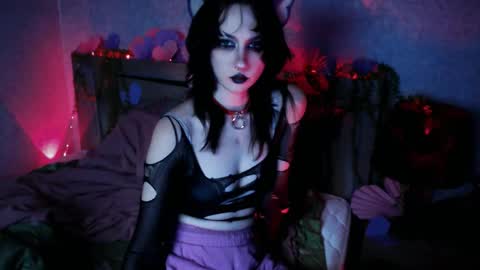 Snapshot of brandy_queen chatting on 02.11.26 Aurorabut ur dad just calls me Rory online show from 02.11.26