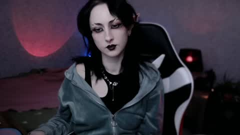 Snapshot of brandy_queen chatting on 03.18.26 Aurorabut ur dad just calls me Rory online show from 03.18.26