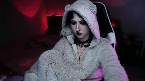 Snapshot of brandy_queen chatting on 04.15.26 Aurorabut ur dad just calls me Rory online show from 04.15.26