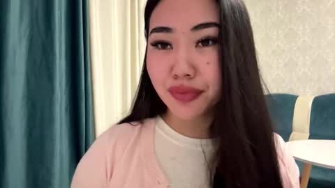 Snapshot of brandysveum chatting on 10.04.25 Aypril   online show from 10.04.25