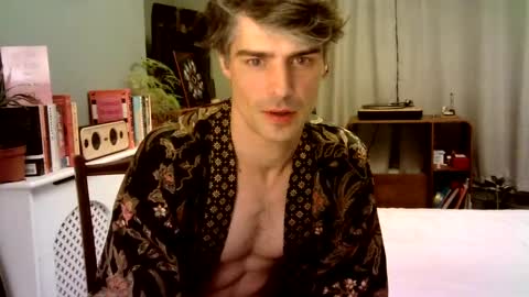 Bratdownunder online show from 02.16.25