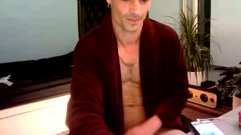 Bratdownunder online show from 09.13.25