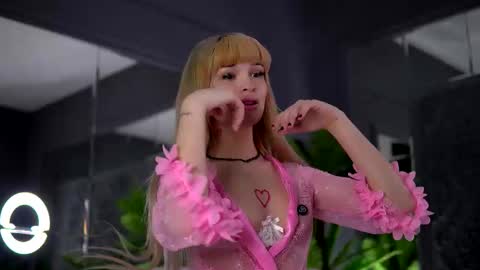 Scarlet online show from 03.18.26