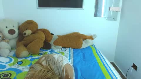 bratz xx118 online show from 01.23.25