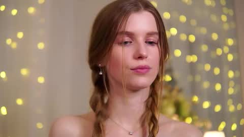 Snapshot of brave_journey chatting on 03.04.25 Eli online show from 03.04.25