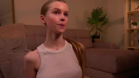 Snapshot of brave_journey chatting on 03.07.25 Eli online show from 03.07.25