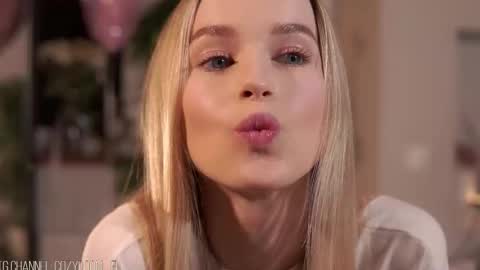 Snapshot of brave_journey chatting on 10.10.25 Eli online show from 10.10.25