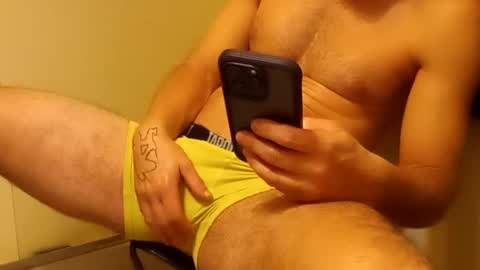 Snapshot of brazilfit420 chatting on 12.25.24 hard like rock online show from 12.25.24