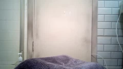 Snapshot of brazilfit420 chatting on 09.18.25 hard like rock online show from 09.18.25