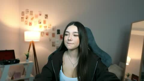 Rachel online show from 04.08.26