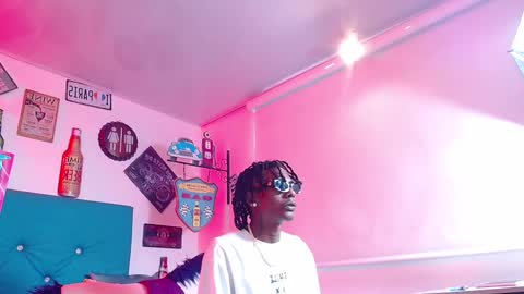 Snapshot of breazer__ chatting on 10.31.25 breazer__ online show from 10.31.25