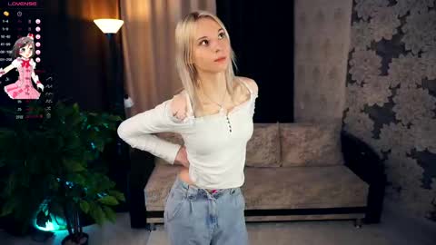 Mia Bunyard online show from 02.17.25