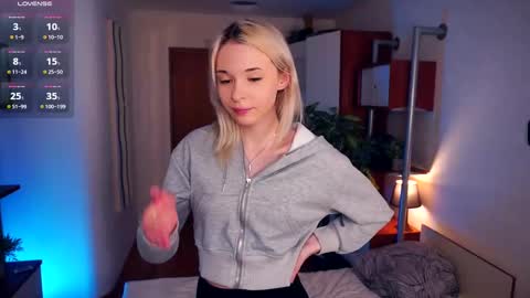 Mia Bunyard online show from 03.06.25