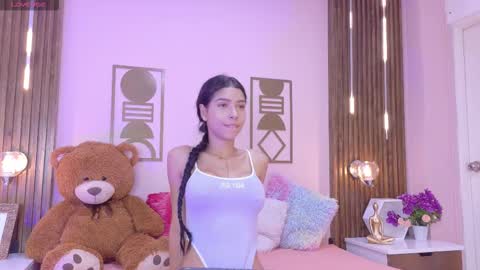 Snapshot of bree_watson chatting on 02.18.26 Bree online show from 02.18.26