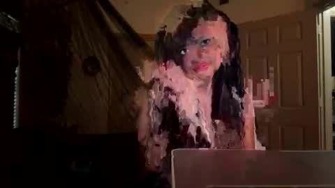 breebree92 online show from 04.20.26