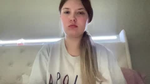 Snapshot of breezybabyy00 chatting on 12.16.25 Brooke baby online show from 12.16.25