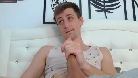 Snapshot of brell_line chatting on 02.04.25 Brelland online show from 02.04.25